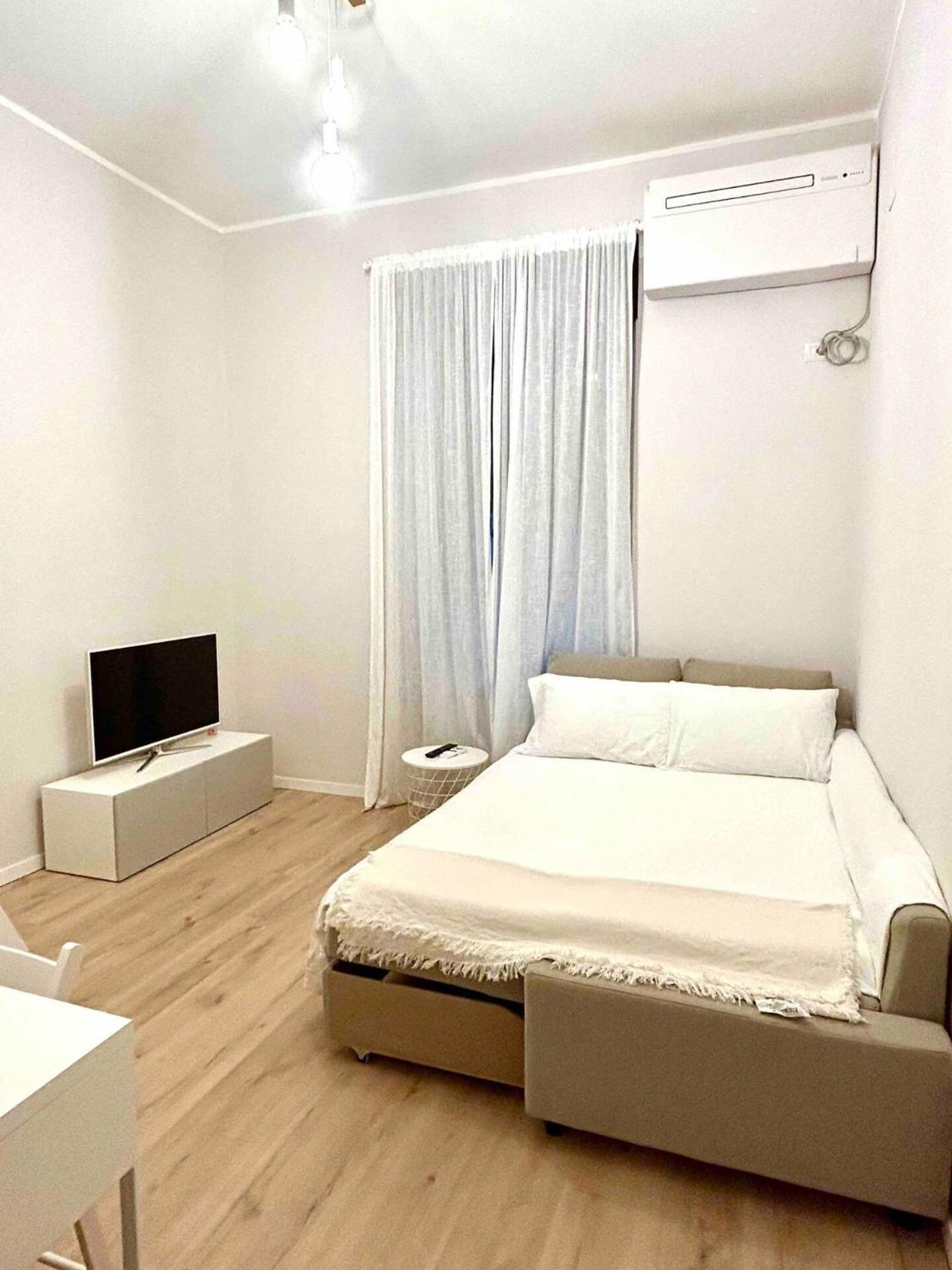 Studio Apartment Near Bocconi Milano Dış mekan fotoğraf
